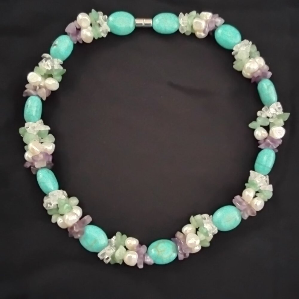 SEMI PRECIOUS STONE NECKLACE